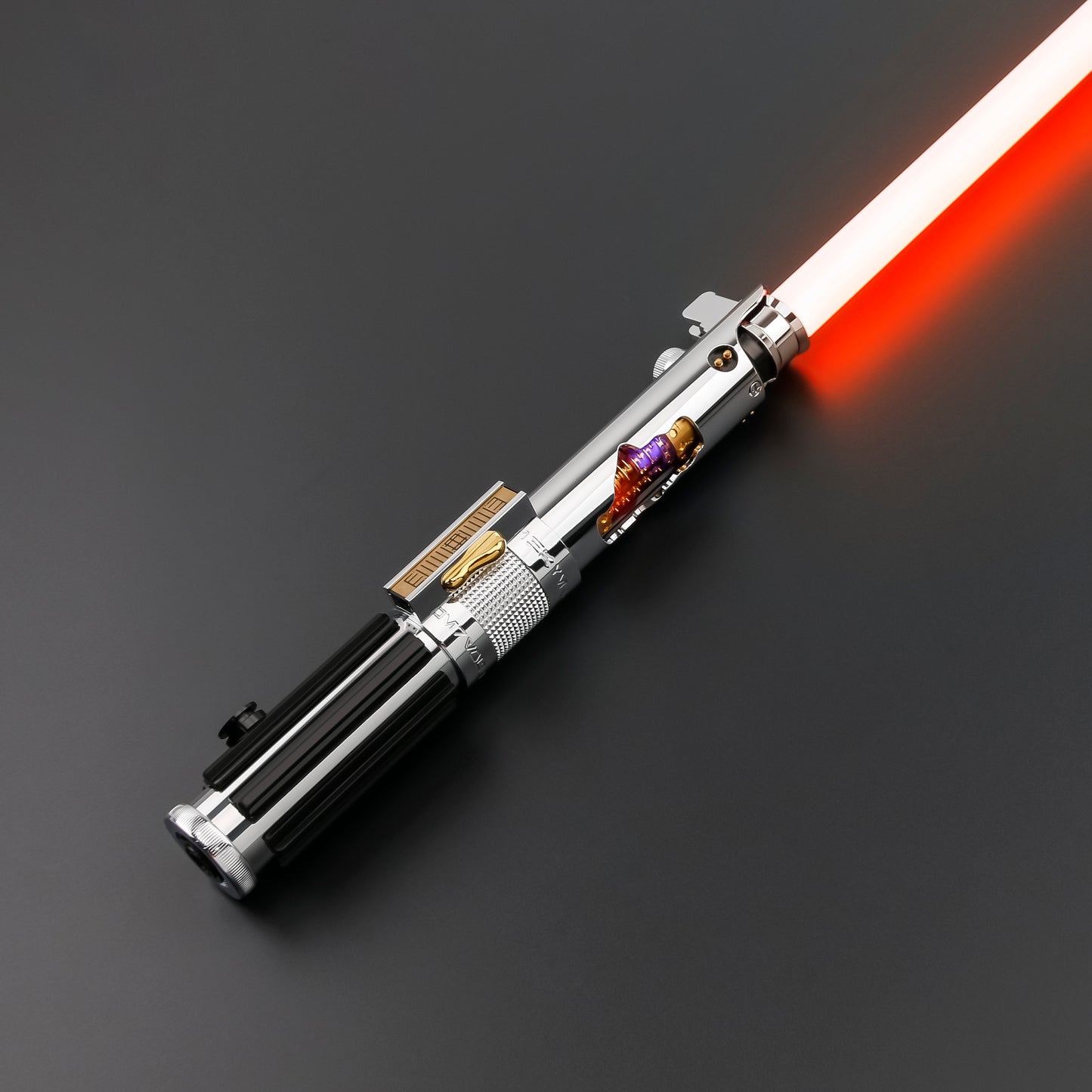Anakin Lightsaber (Exposed Crystal)