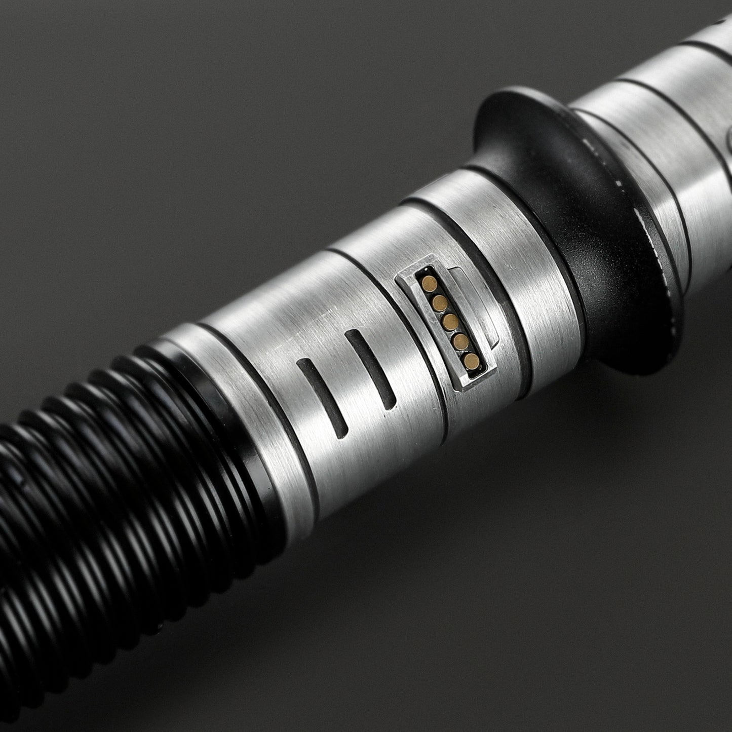Baylan Skoll Lightsaber (Weathered)