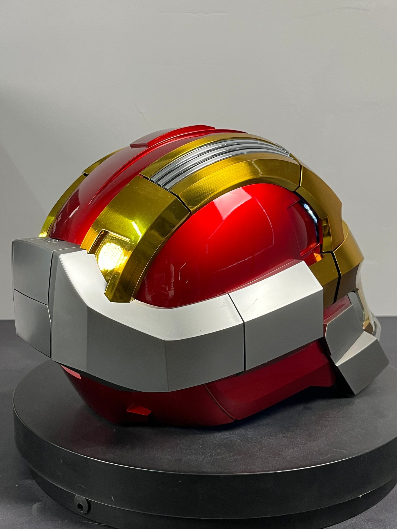 Electronic MK17 Iron man helmet